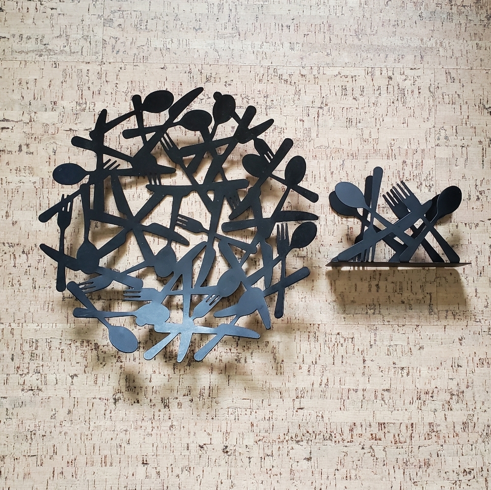 Bowl and napkin holder set